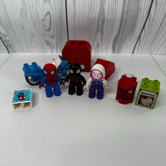 Lego Duplo Marvel Spider-Man Small Lot- Includes 3 Figurines and Bike - Picture 1 of 5